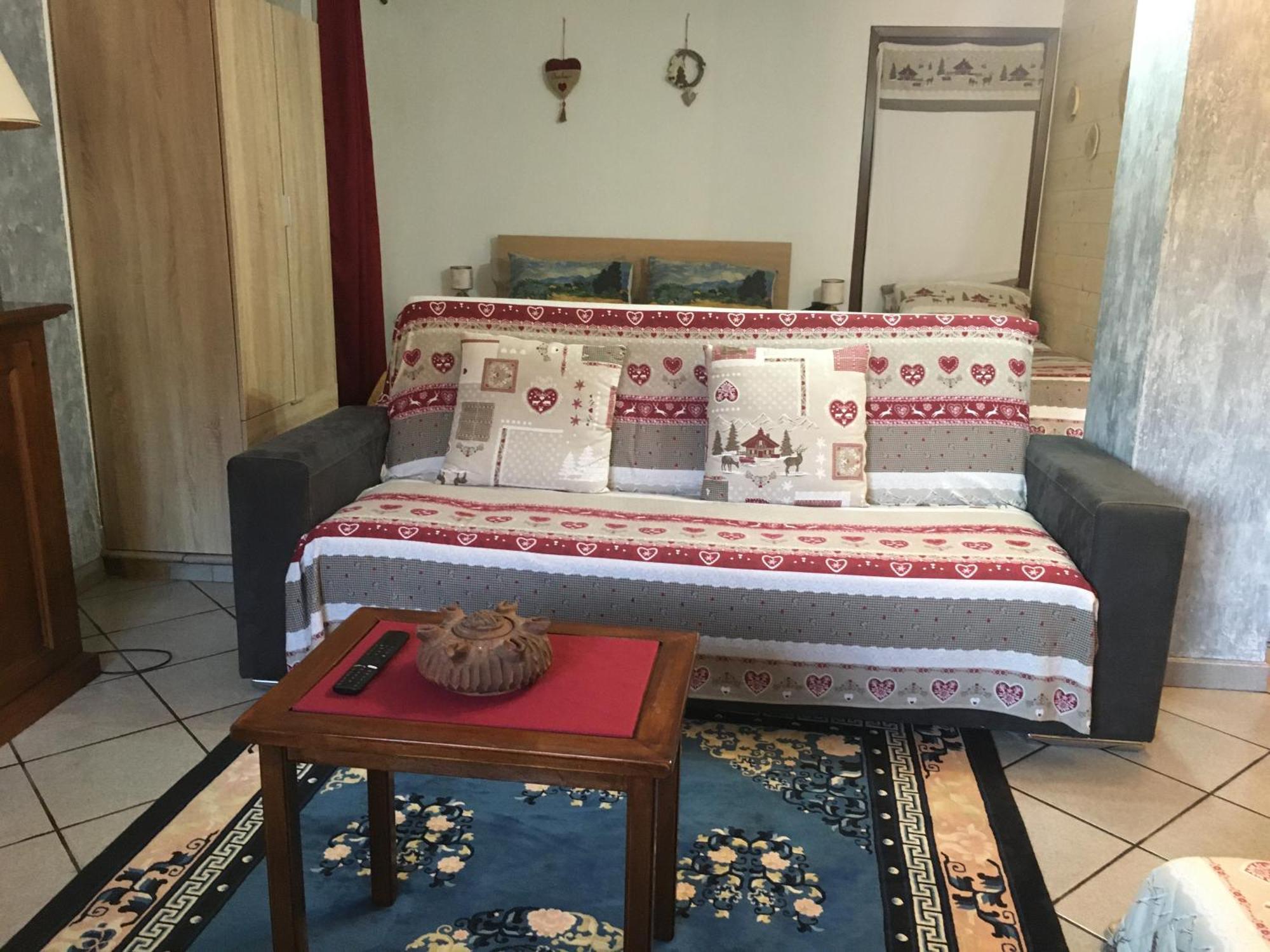 La Casa Del Bosco Apartment Aosta Luaran gambar